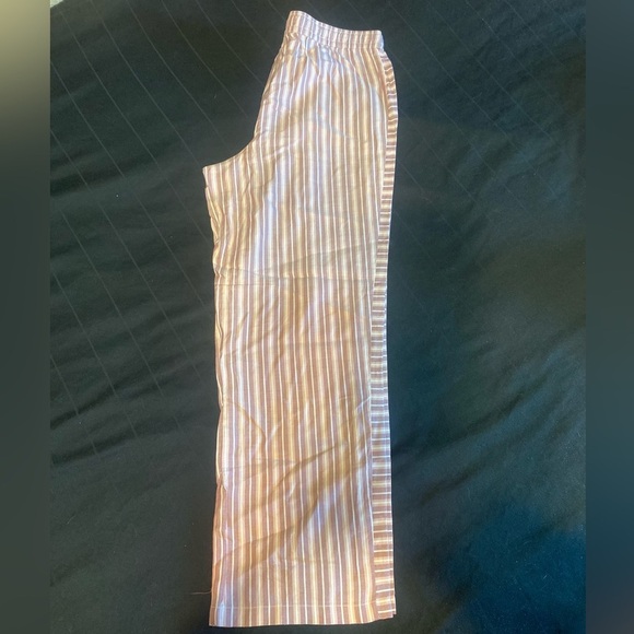 “UGG” Katharine Striped Pajama Set - Picture 14 of 16